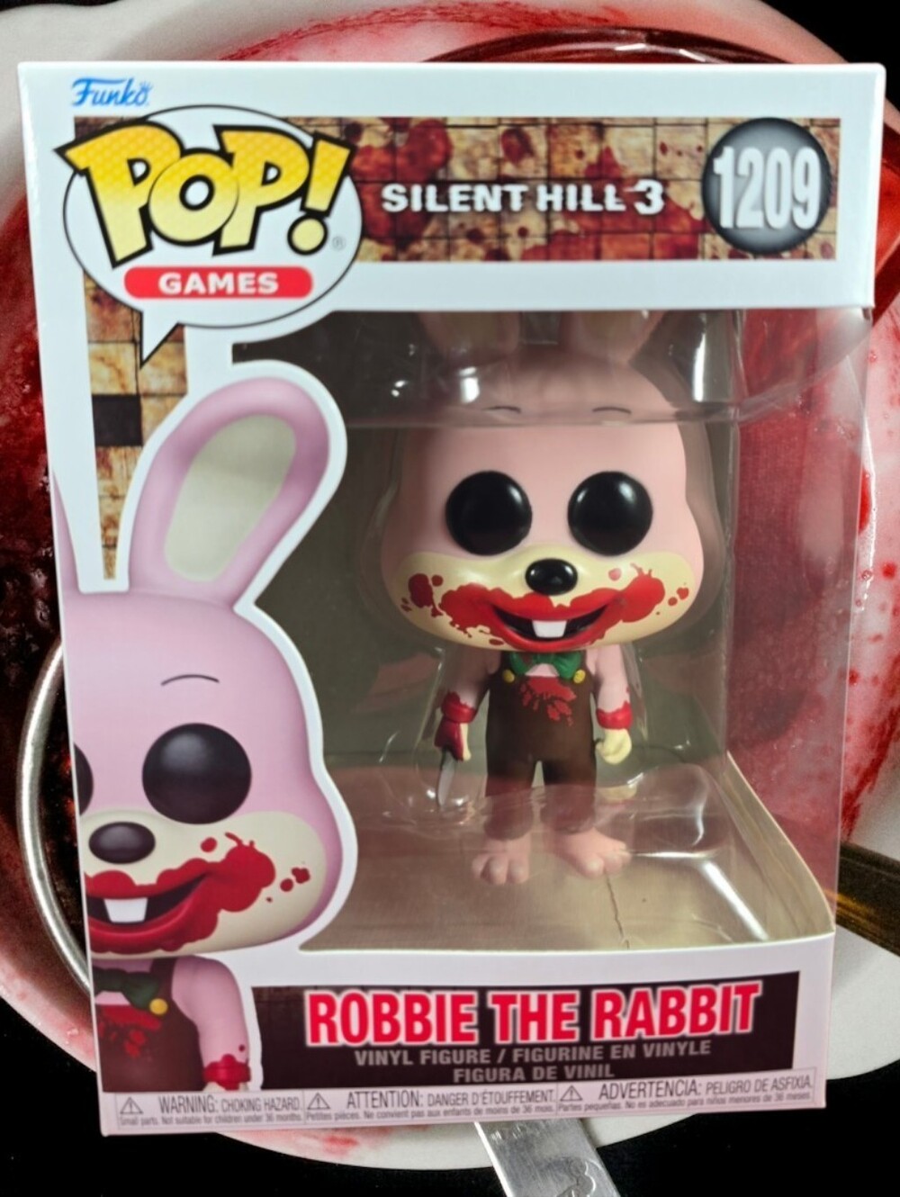 Funko Pop! Games: Robbie the Rabbit # 1209 (Nib) With Pop Protector